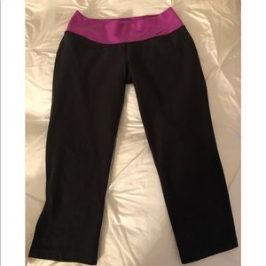 Great Condition Nike Dri-Fit Capri Pants